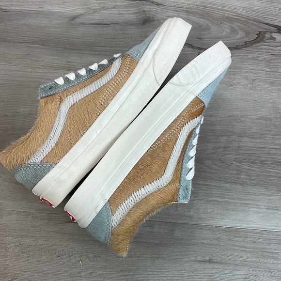 VANS - OLD SKOOL 36 LOW TOPS SHOES - Picture 2 of 9